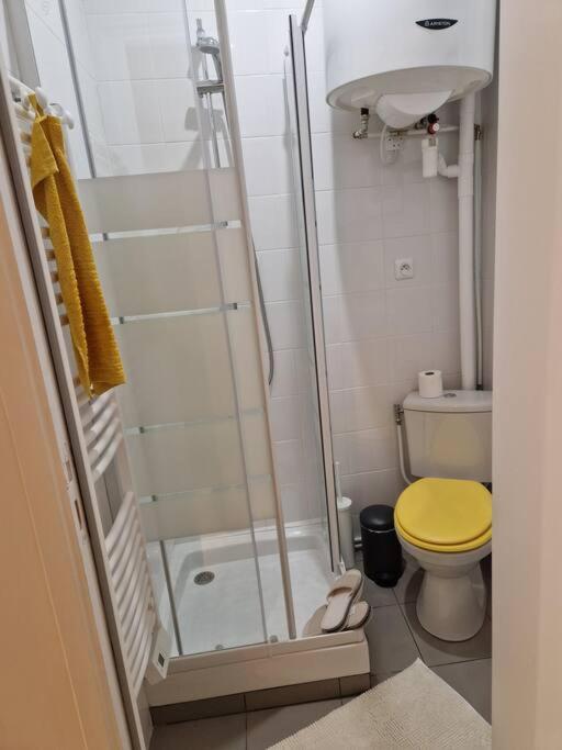 Flat Apartment แซงต์-เดอนี ภายนอก รูปภาพ