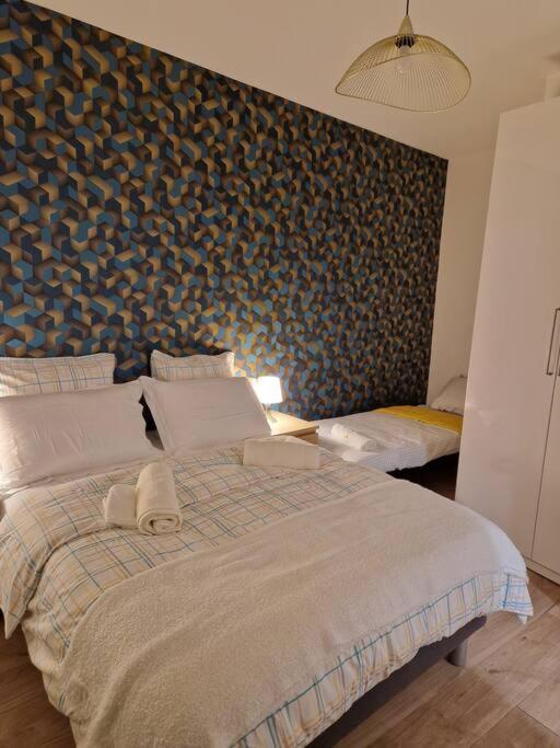 Flat Apartment แซงต์-เดอนี ภายนอก รูปภาพ